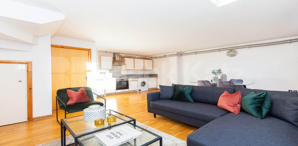 			1 Bedroom, 1 bath, 1 reception Maisonette			 Dove Road, CANONBURY-ISLINGTON
